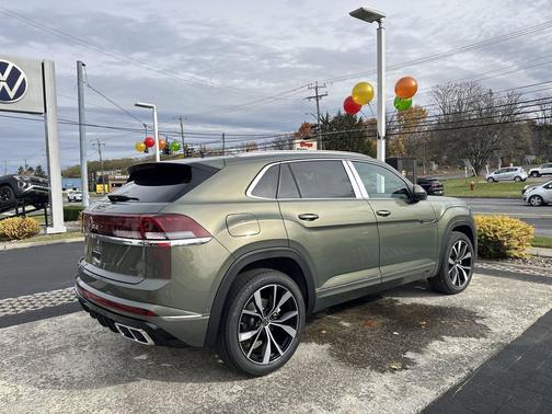 2026 Volkswagen Atlas Cross Sport 2.0T SEL Premium