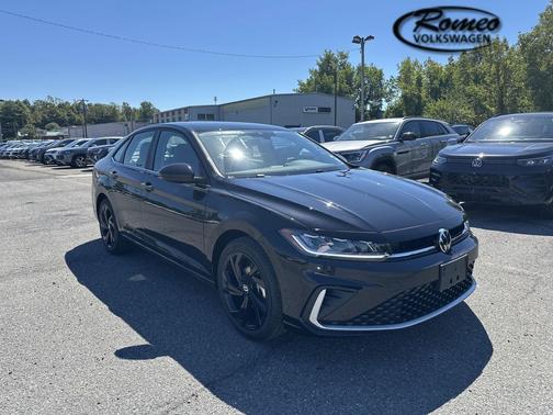 2025 Volkswagen Jetta 1.5T SE