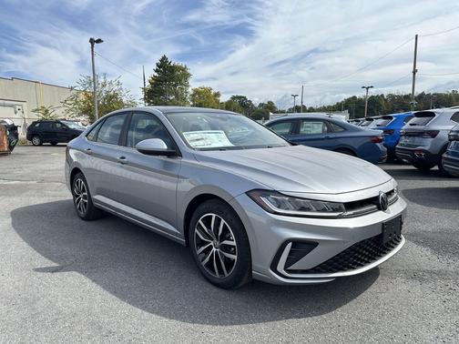 2025 Volkswagen Jetta 1.5T SE