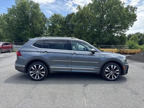 2019 Volkswagen Tiguan 2.0T SEL R-Line 4MOTION
