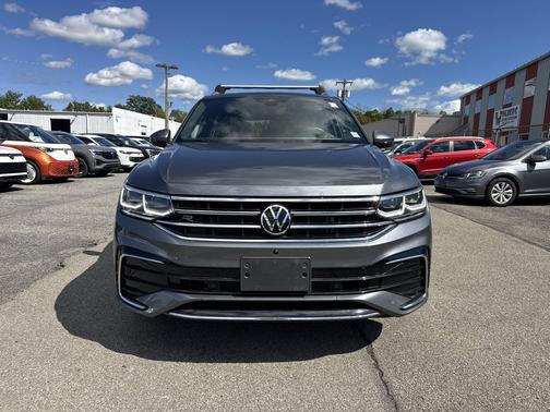 2022 Volkswagen Tiguan 2.0T SEL R-Line 4MOTION