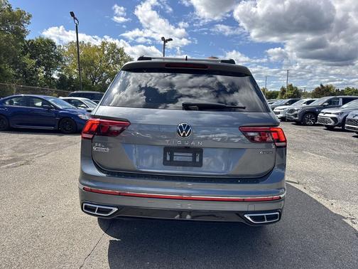 2022 Volkswagen Tiguan 2.0T SEL R-Line 4MOTION