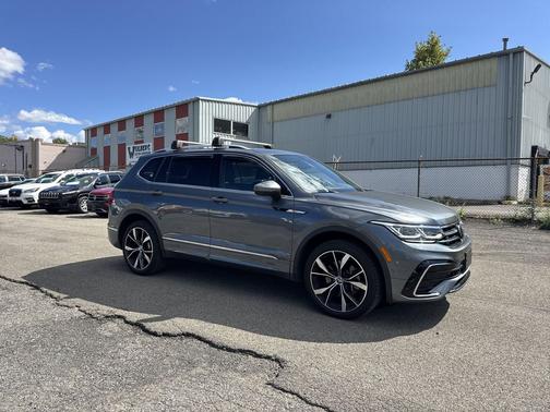 2022 Volkswagen Tiguan 2.0T SEL R-Line 4MOTION