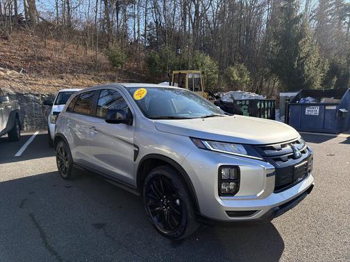 2025 Mitsubishi Outlander Sport SE