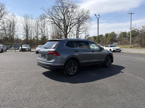 2022 Volkswagen Tiguan 2.0T SE 4MOTION