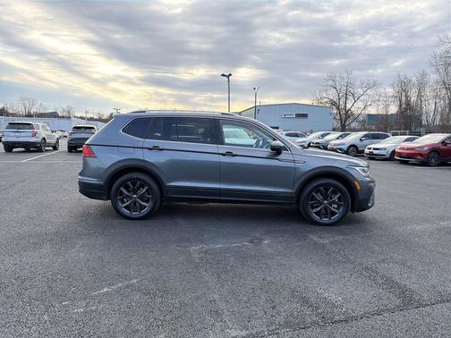 2023 Volkswagen Tiguan 2.0T SE 4MOTION