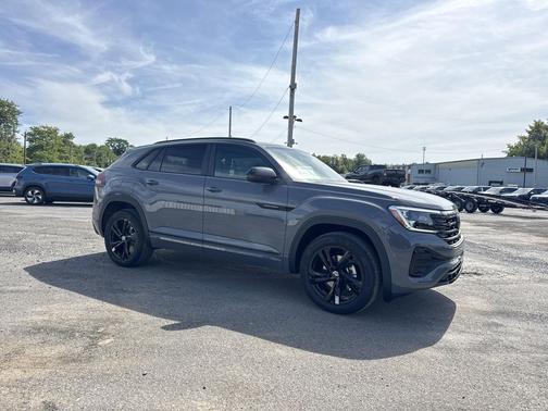 2026 Volkswagen Atlas Cross Sport 2.0T SEL