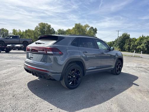 2026 Volkswagen Atlas Cross Sport 2.0T SEL
