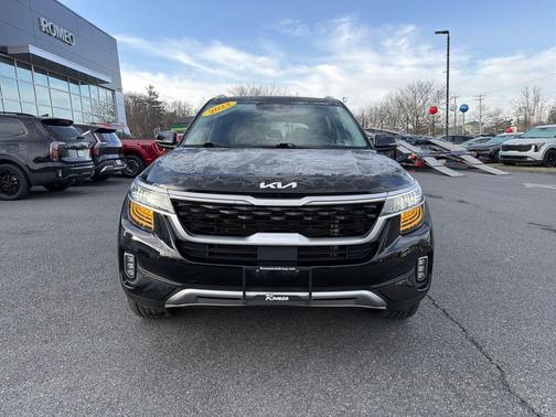 Cherry Black 2023 Kia Seltos SX Turbo