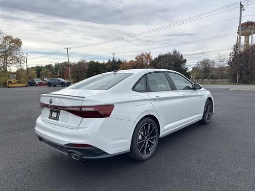 2026 Volkswagen Jetta GLI 2.0T Autobahn