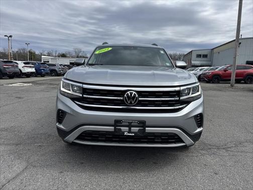 2022 Volkswagen Atlas 3.6L SE w/Technology