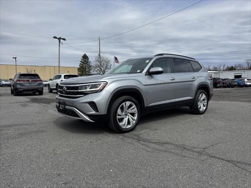 2022 Volkswagen Atlas 3.6L SE w/Technology