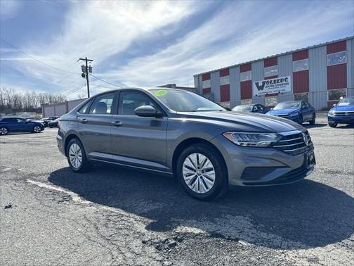Platinum Gray Metallic 2020 Volkswagen Jetta 1.4T S