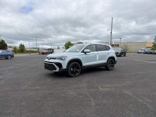 Monument Gray 2026 Volkswagen Taos SEL