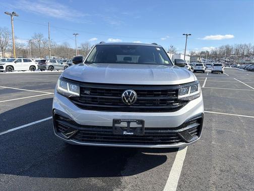 2023 Volkswagen Atlas Cross Sport 3.6L V6 SEL R-Line