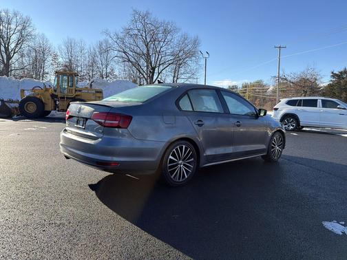 2017 Volkswagen Jetta 1.8T Sport