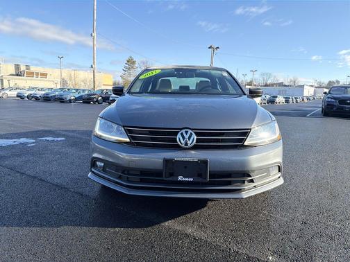 2017 Volkswagen Jetta 1.8T Sport