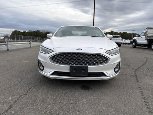 2020 Ford Fusion Plug-In Hybrid Titanium