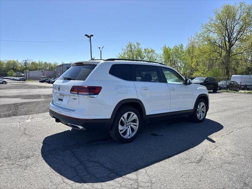 2022 Volkswagen Atlas 3.6L SE w/Technology