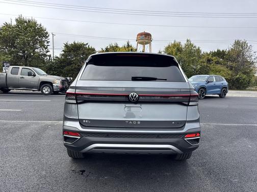 2025 Volkswagen Taos 1.5T SEL