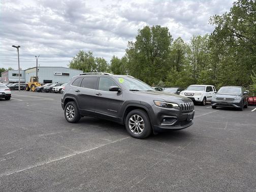 Granite Crystal Metallic Clearcoat 2019 Jeep Cherokee Latitude Plus