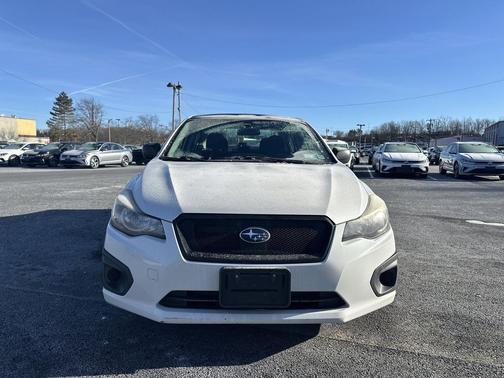 2014 Subaru Impreza 2.0i