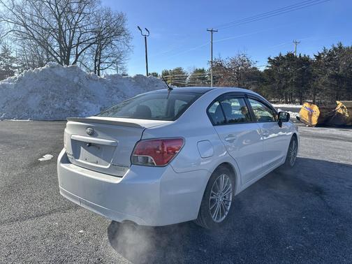 2014 Subaru Impreza 2.0i