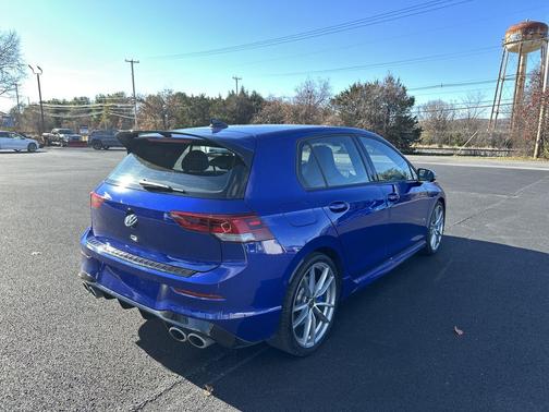 2024 Volkswagen Golf R 2.0T Manual