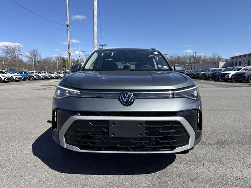 2025 Volkswagen Taos 1.5T SEL