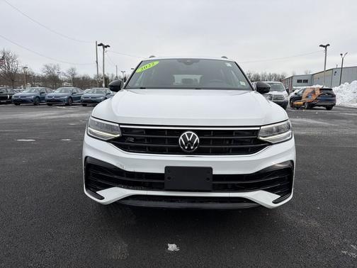 2022 Volkswagen Tiguan 2.0T SE R-Line Black 4MOTION