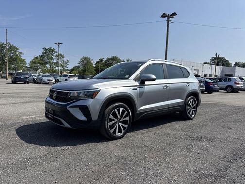2023 Volkswagen Taos 1.5T SE