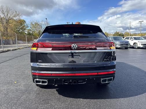 2026 Volkswagen Atlas Cross Sport 2.0T SEL Premium