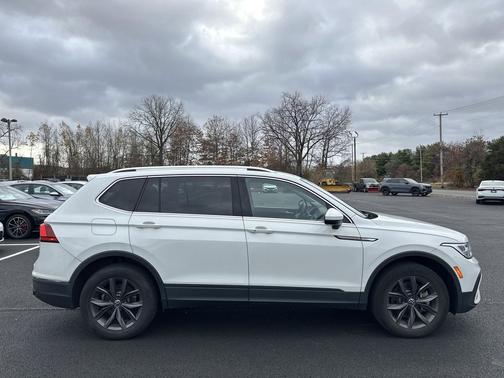 2022 Volkswagen Tiguan 2.0T SE 4MOTION