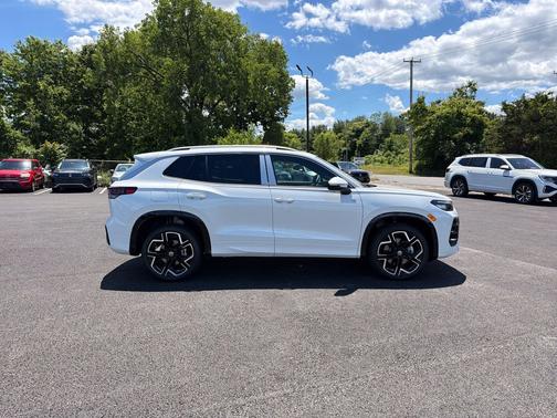 opal white pearl 2026 Volkswagen Tiguan 2.0T SEL R-Line 4MOTION