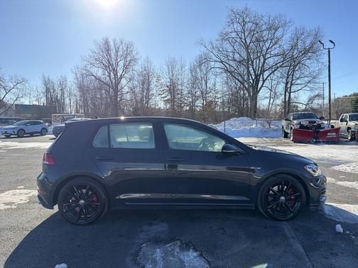 2019 Volkswagen Golf GTI 2.0T S 4-Door