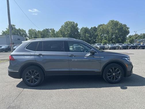 2023 Volkswagen Tiguan 2.0T SE 4MOTION