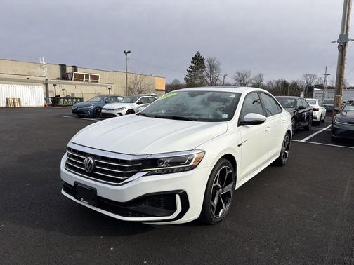 2021 Volkswagen Passat 2.0T R-Line