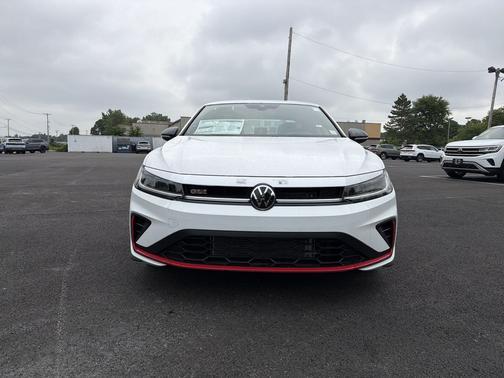 Pure White w/Deep Black Roof 2026 Volkswagen Jetta GLI 2.0T Autobahn