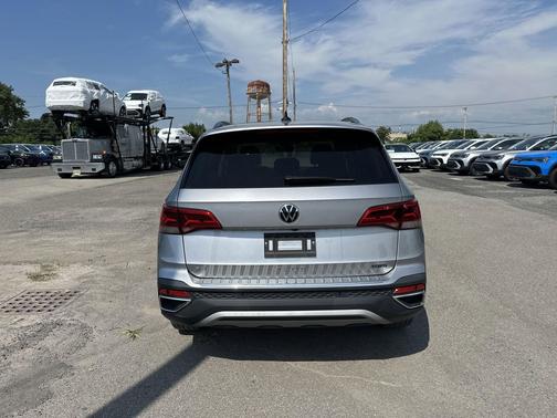 2023 Volkswagen Taos 1.5T SEL