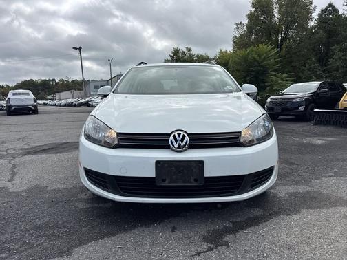 2014 Volkswagen Jetta SportWagen Auto SE w/Sunroof