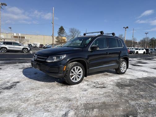 2017 Volkswagen Tiguan 2.0T Wolfsburg Edition
