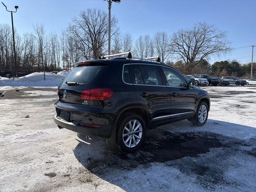 2017 Volkswagen Tiguan 2.0T Wolfsburg Edition