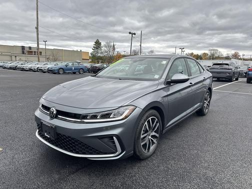 2025 Volkswagen Jetta 1.5T SE