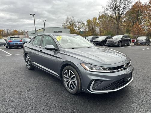 2025 Volkswagen Jetta 1.5T SE