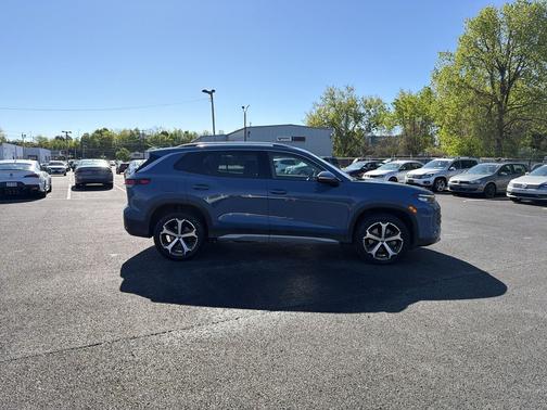 Monterey Blue Pearl 2025 Volkswagen Tiguan 2.0T SE 4MOTION