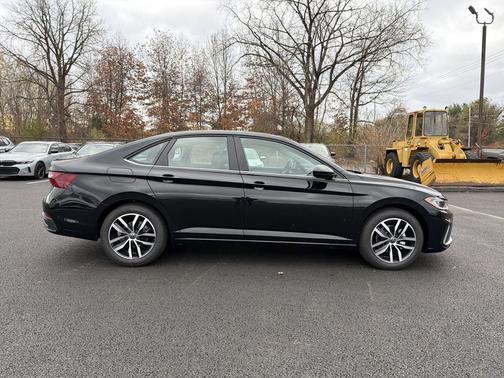 2026 Volkswagen Jetta 1.4T SE