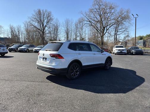 2023 Volkswagen Tiguan 2.0T SE 4MOTION