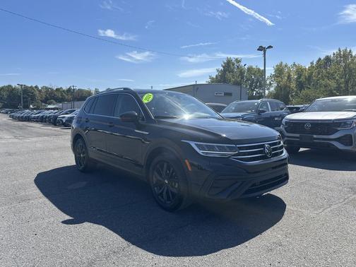 2024 Volkswagen Tiguan 2.0T SE 4MOTION