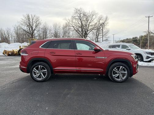 2024 Volkswagen Atlas Cross Sport 2.0T SEL