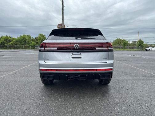 2025 Volkswagen Atlas Cross Sport 2.0T SEL